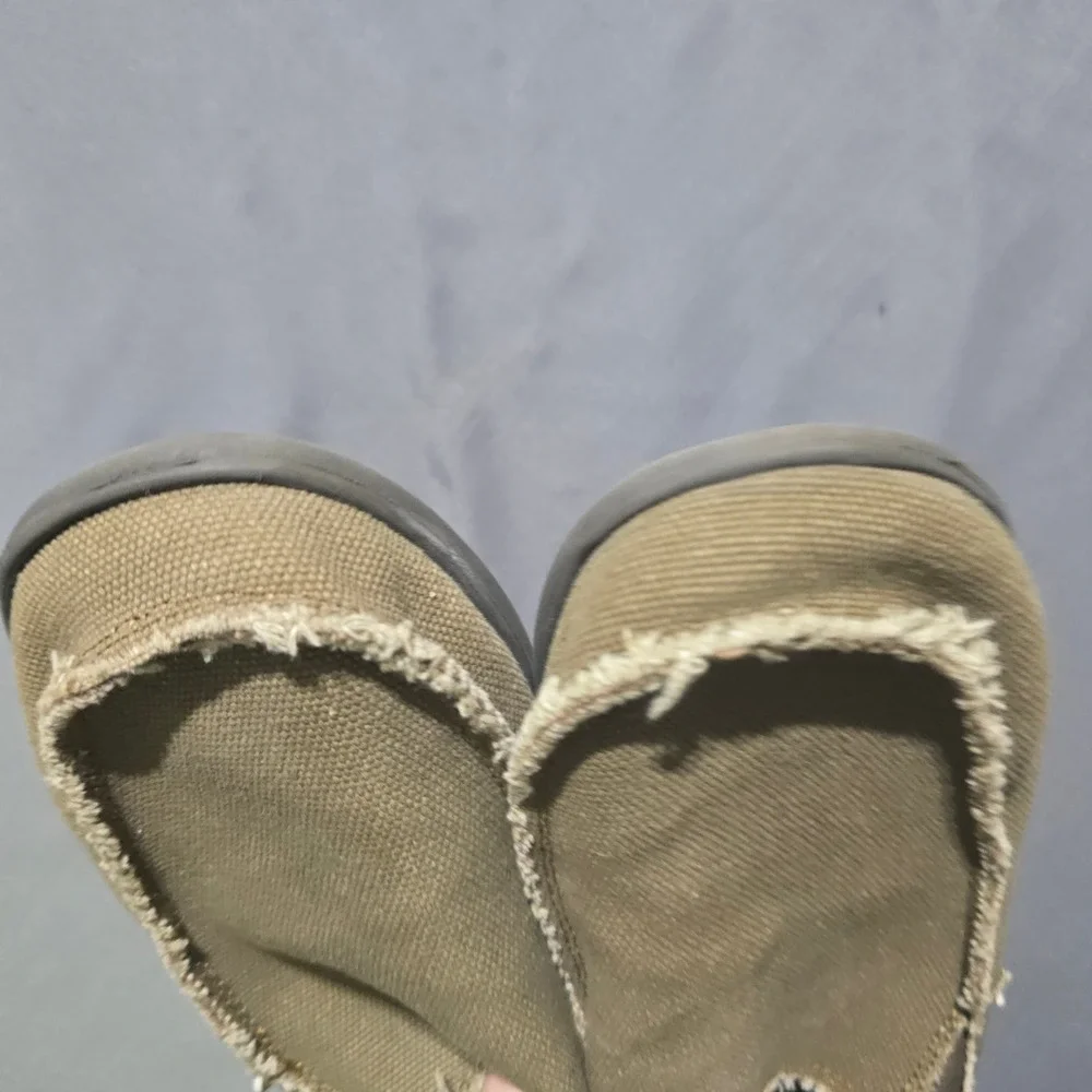 CROCS slip into